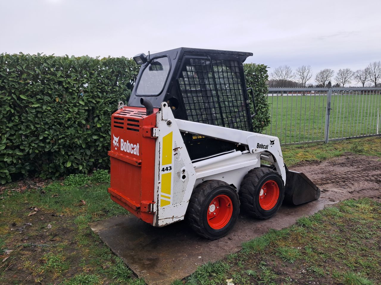 Bobcat 443 / Schranklader / Giant / Kubota / 1900 uur