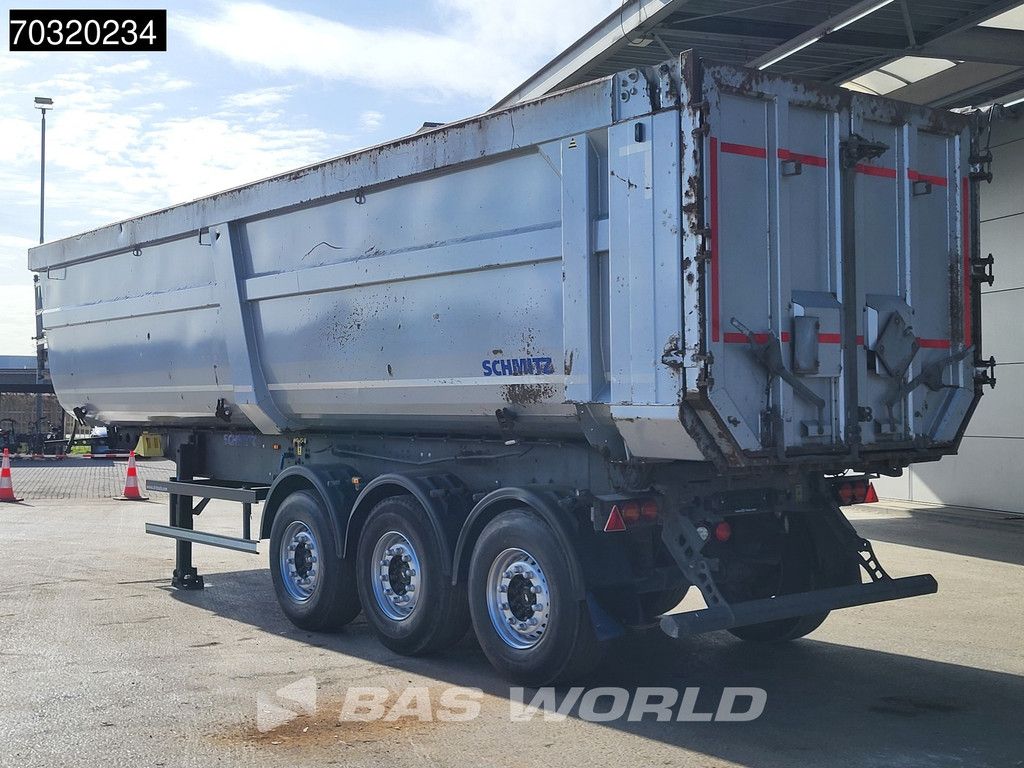 Schmitz SGF*S3 44m3 Grain Hatch Lift Axle