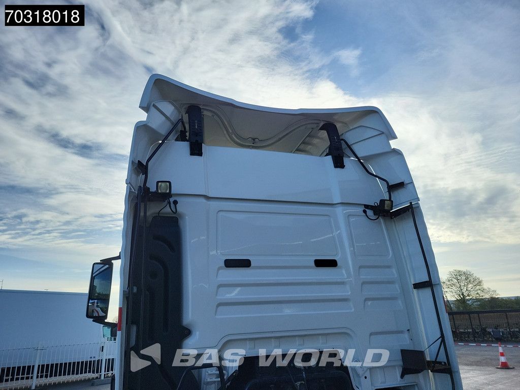MAN TGX 18.460 4X2 NL APK 02-2027 XLX Mega 2xTanks