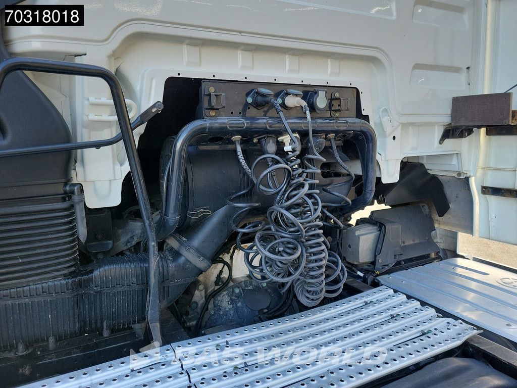 MAN TGX 18.460 4X2 NL APK 02-2027 XLX Mega 2xTanks