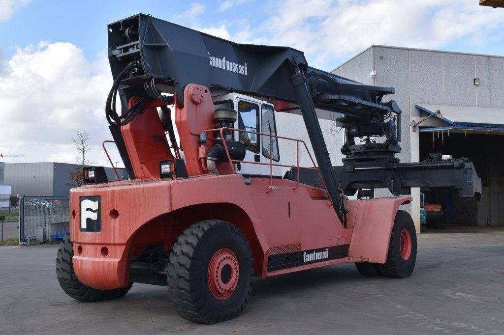 Reach stacker Fantuzzi Spreader 20/40 Diesel 45000kg