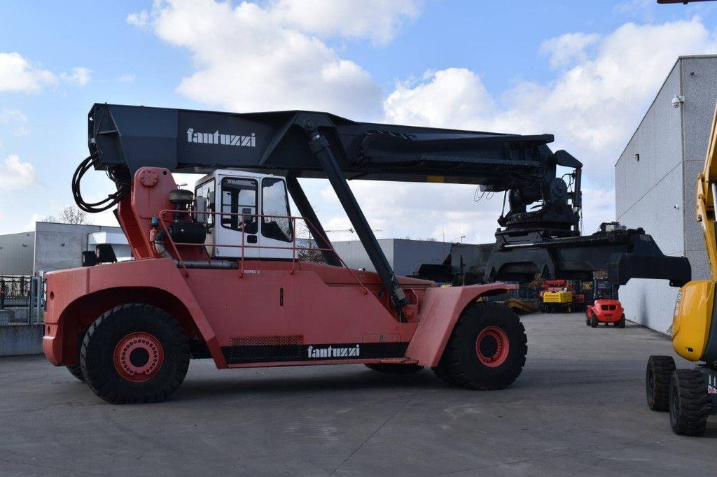 Reach stacker Fantuzzi Spreader 20/40 Diesel 45000kg