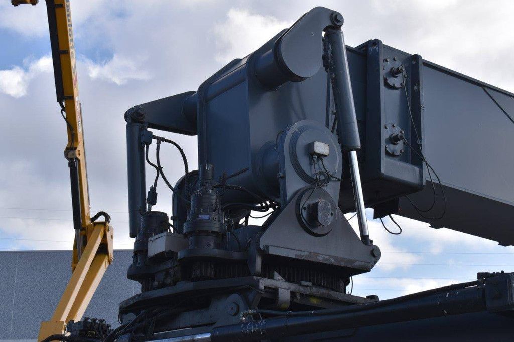 Reach stacker Fantuzzi Spreader 20/40 Diesel 45000kg