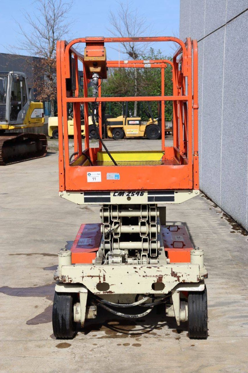 Scissor lift JLG CM-2546 Electric 10m 1995