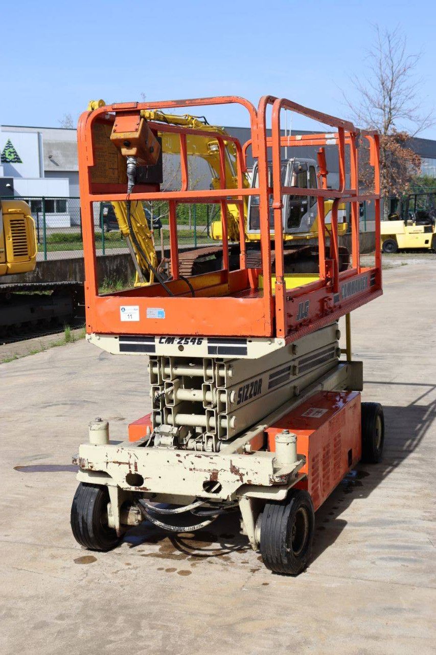 Scissor lift JLG CM-2546 Electric 10m 1995