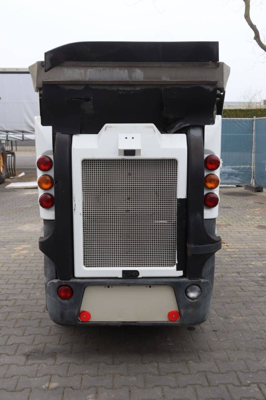 Kehrmaschine Schmidt Compact 200 Diesel 62kW 2011