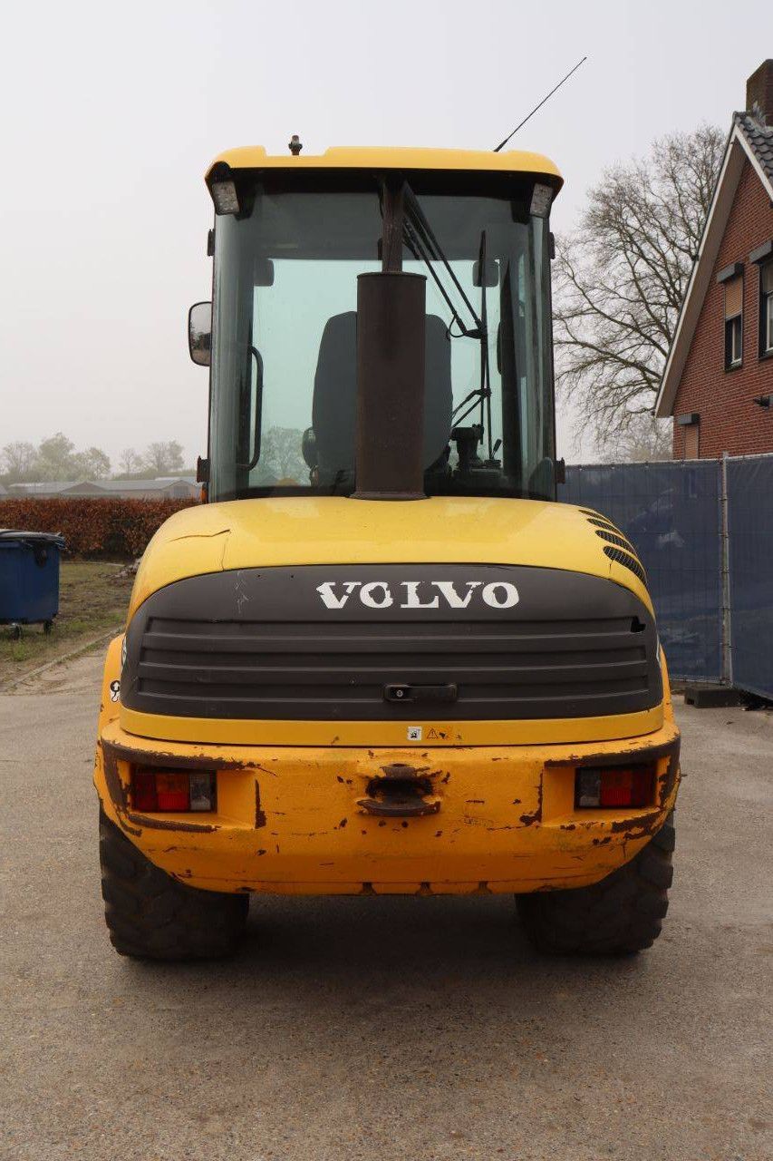 Volvo L32B-Z Diesel Wheel Loader 49kW 2001