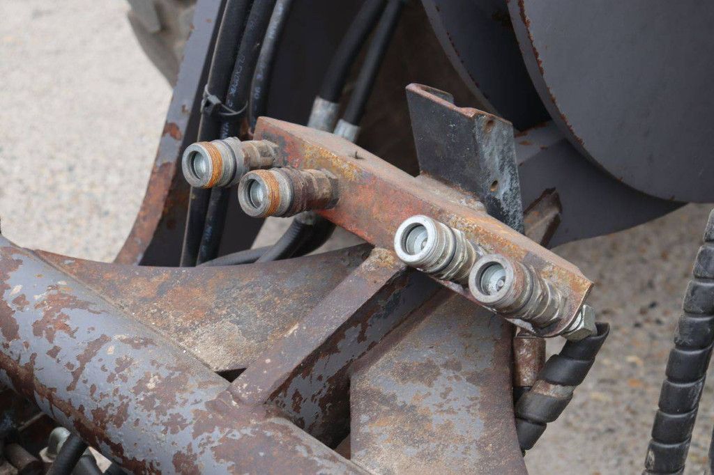 Volvo L32B-Z Diesel Wheel Loader 49kW 2001