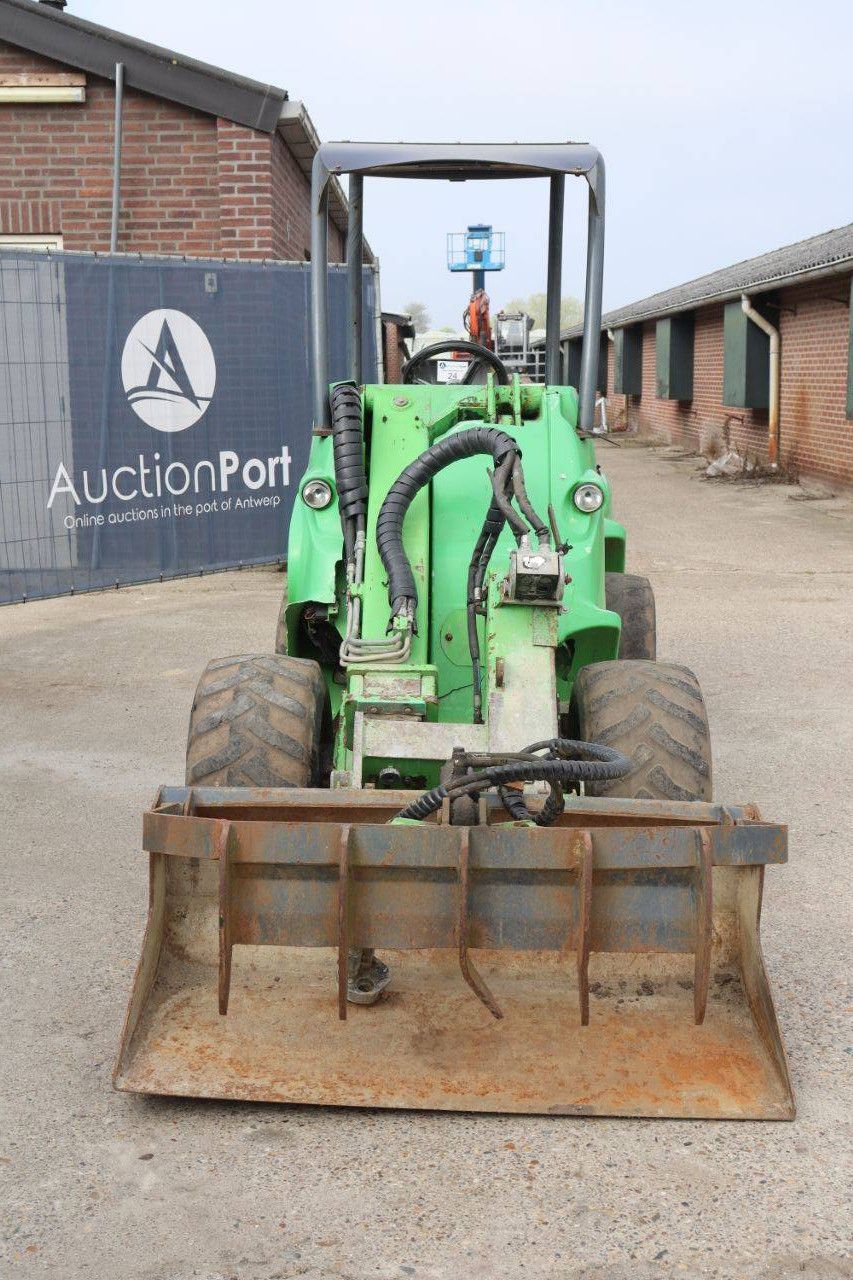 Kniklader Avant M745 Diesel 36kW 2015