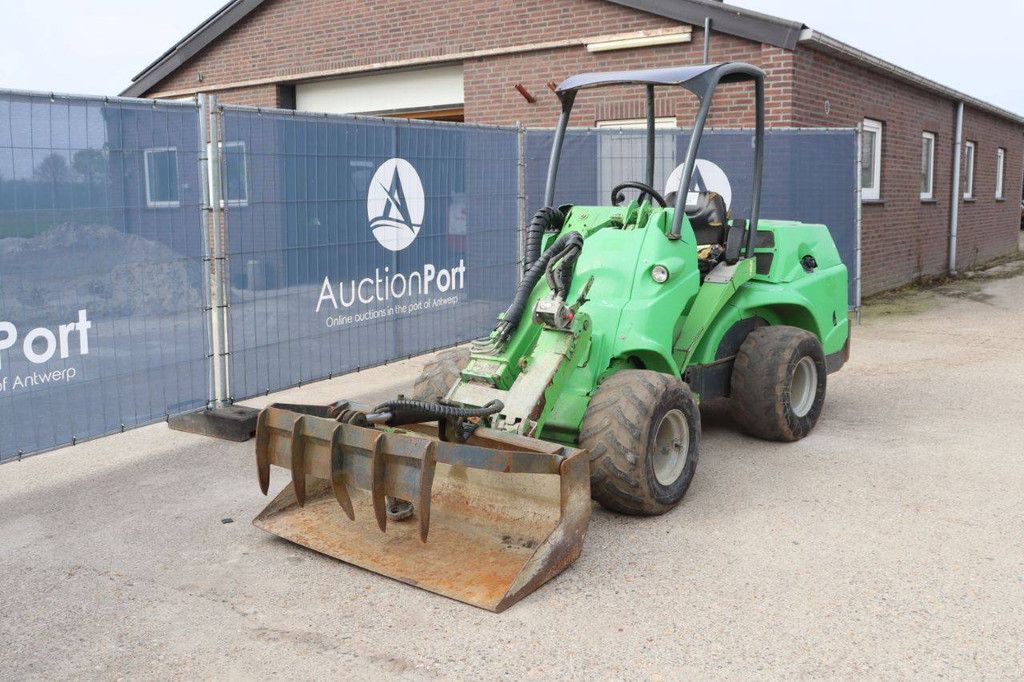 Kniklader Avant M745 Diesel 36kW 2015