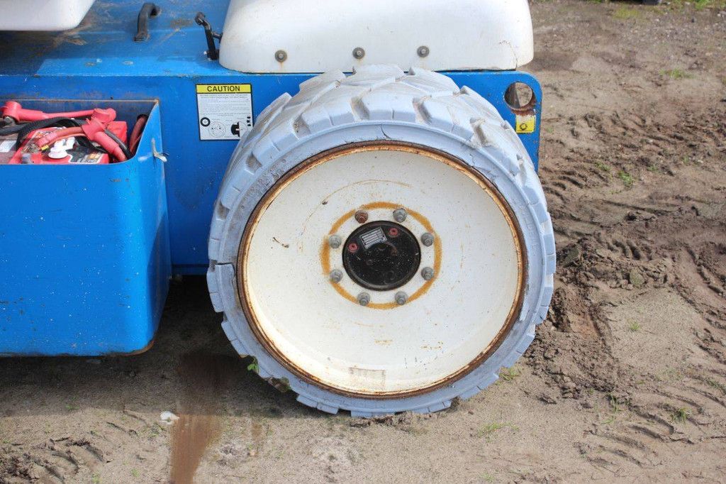 Knikarmhoogwerker Nifty HR15 NDE Elektrisch+Diesel 15.5m 2011