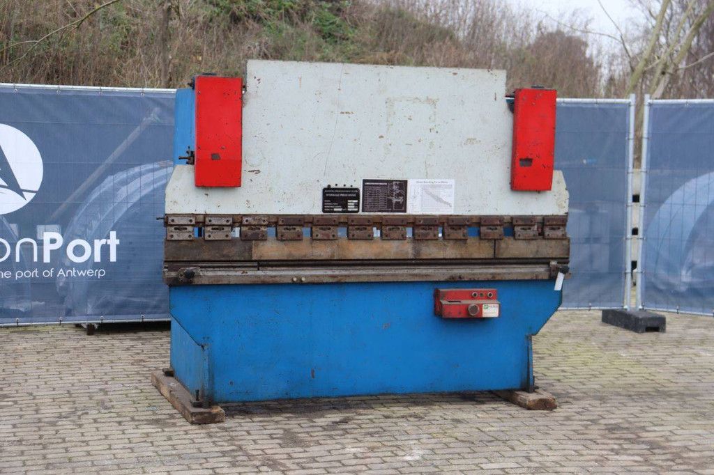 Abkantpresse WC61Y Elektrisch 40t 2005
