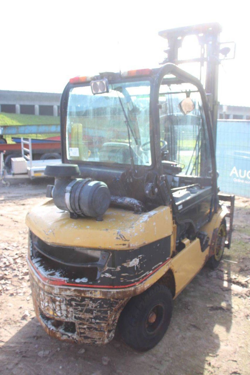 Heftruck Caterpillar DP35N LPG 3500kg 4.5m 2006