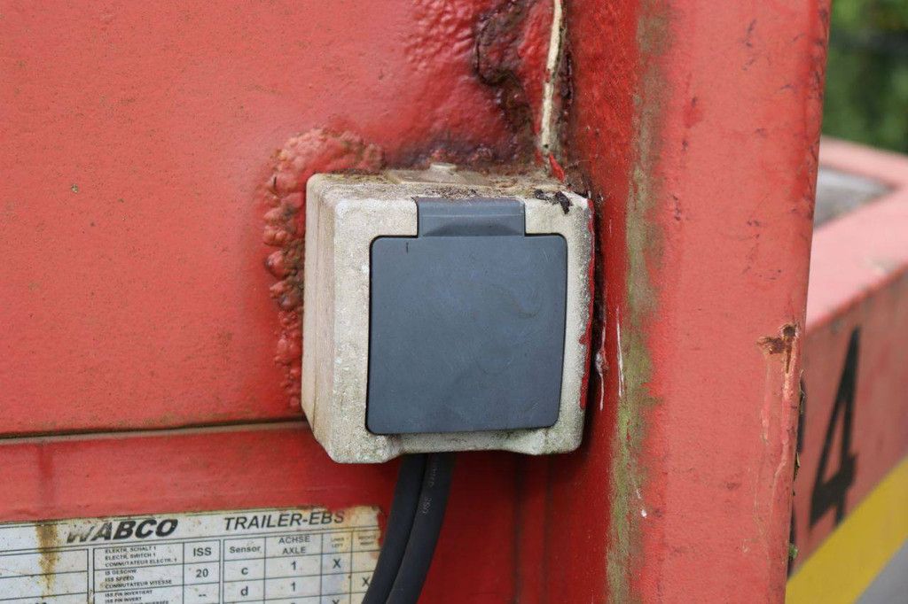 Broshuis E-2190/27 2002 Tieflader/Halblader