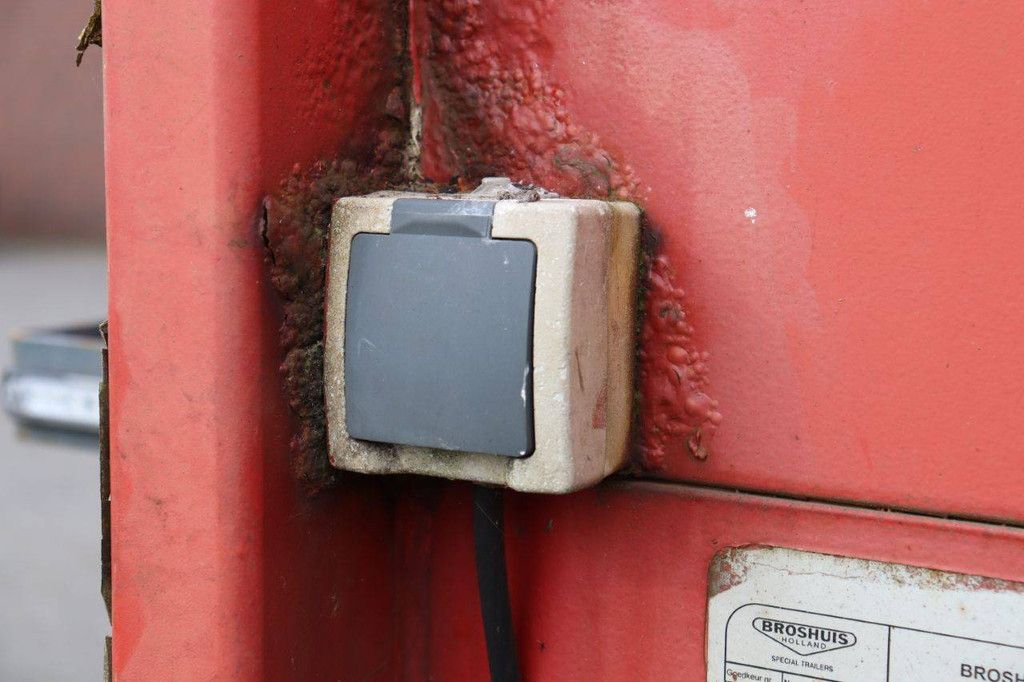 Broshuis E-2190/27 2002 Tieflader/Halblader