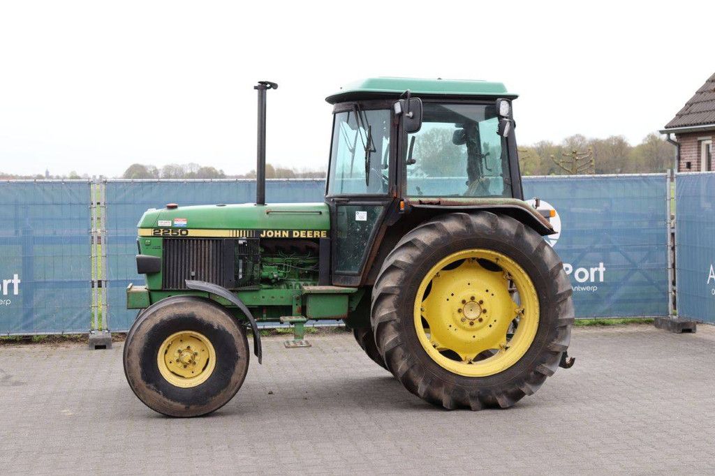 Tractor John Deere 2250 Diesel 62pk 1998