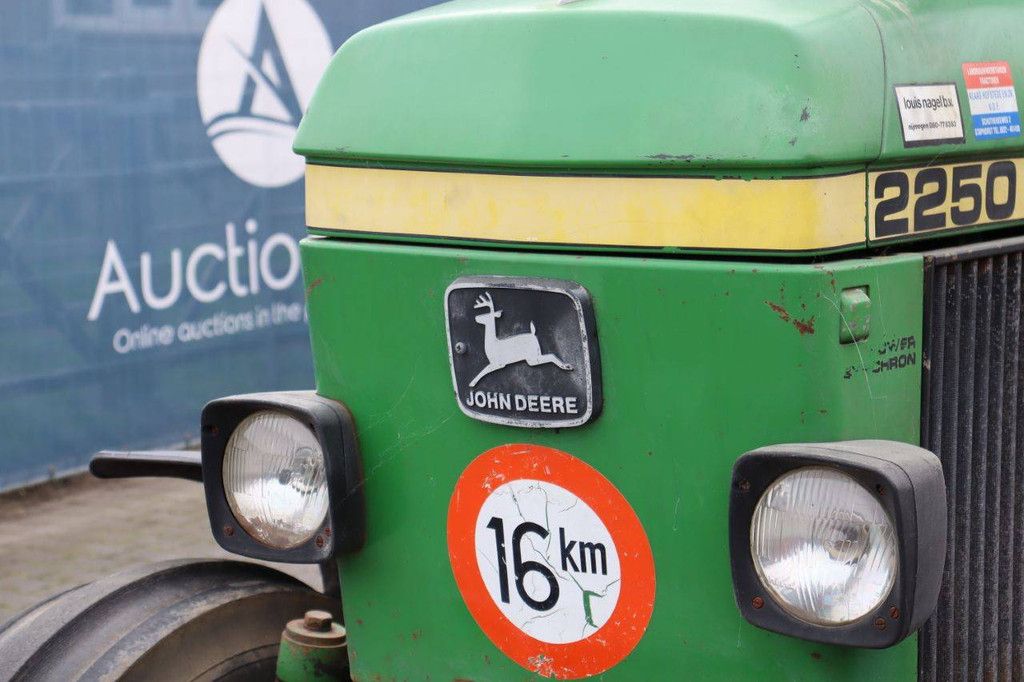 Tractor John Deere 2250 Diesel 62pk 1998