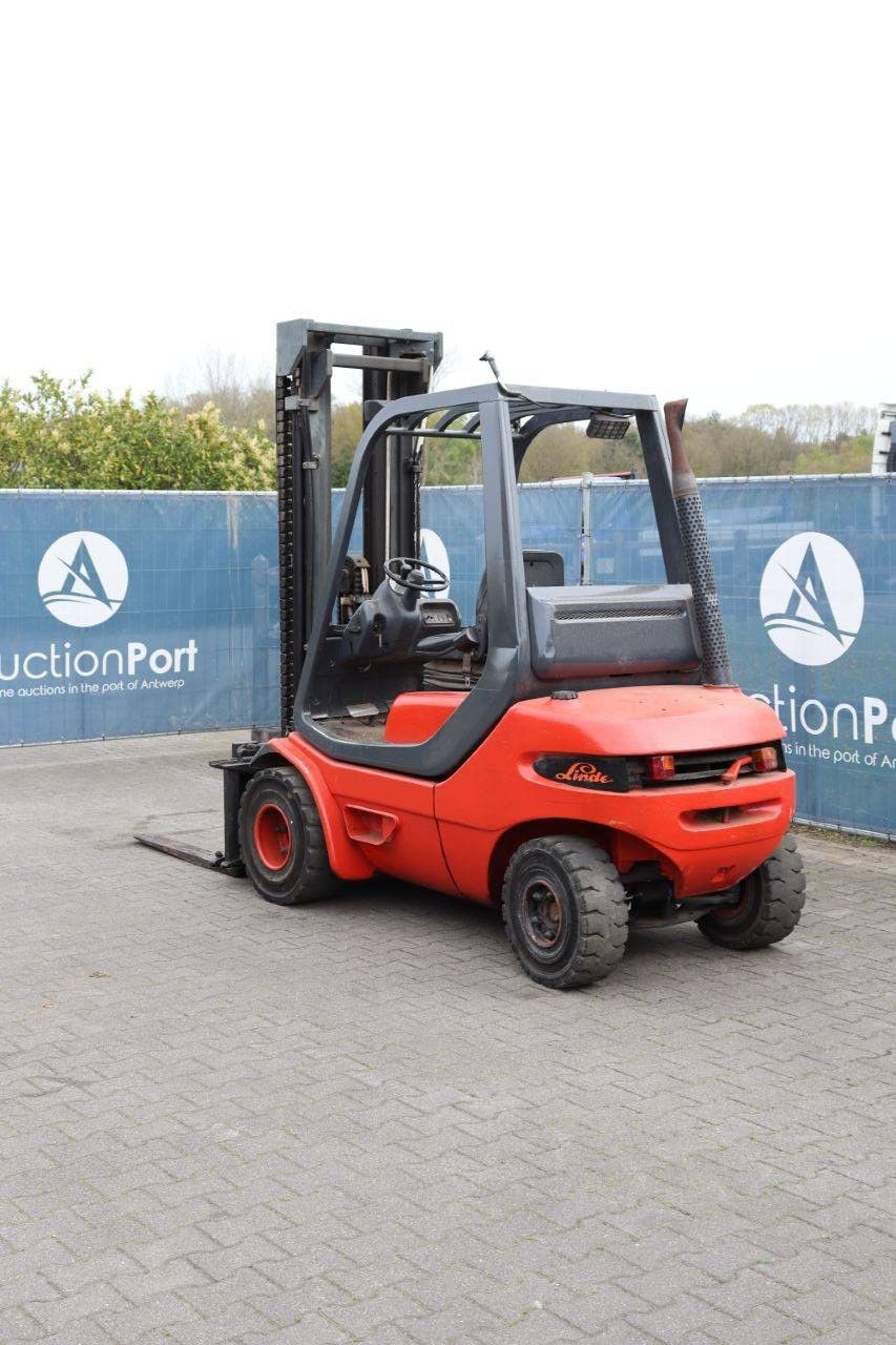 Gabelstapler Linde H30D Diesel 3000kg 7m 1986