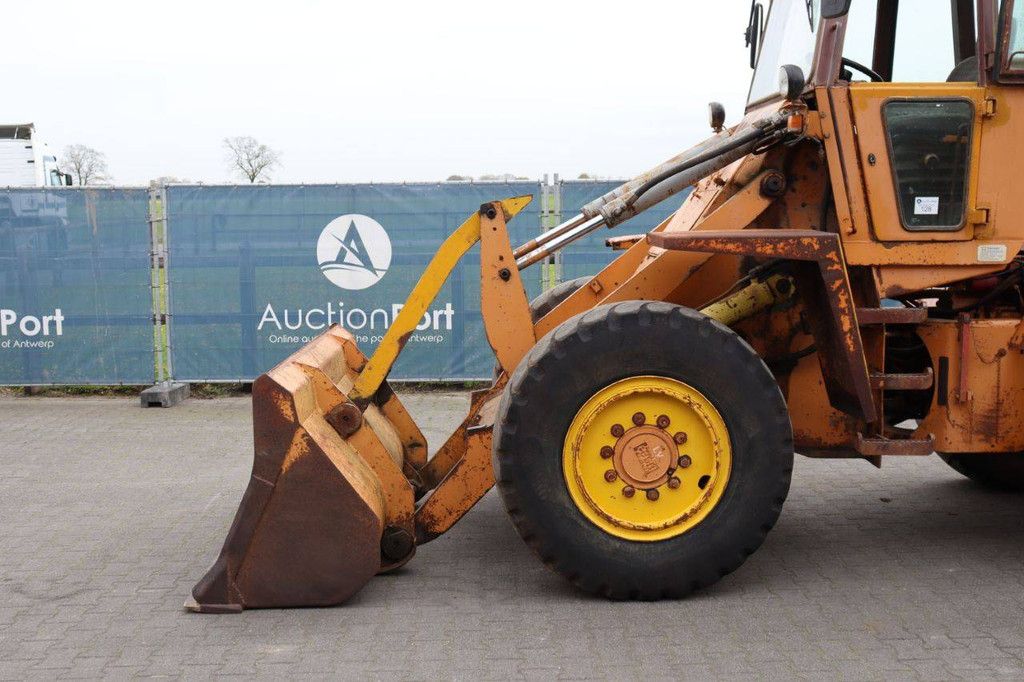 Case W15 Diesel Wheel Loader 85kW 1989