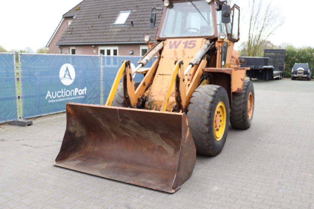 Case W15 Diesel Wheel Loader 85kW 1989