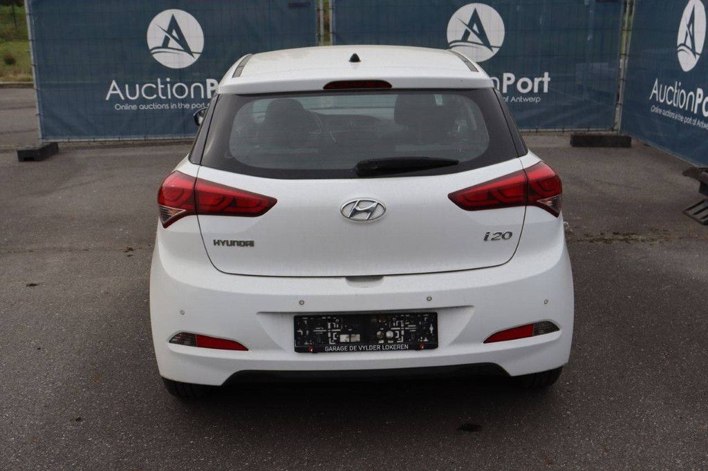 Hyundai I20 Petrol 84hp Passenger Car 2016 (Margin)