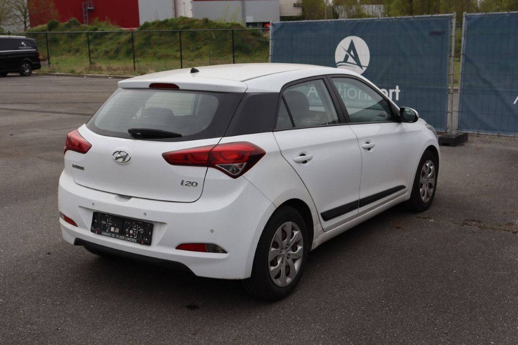 Hyundai I20 Petrol 84hp Passenger Car 2016 (Margin)