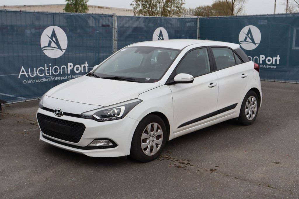 Hyundai I20 Petrol 84hp Passenger Car 2016 (Margin)