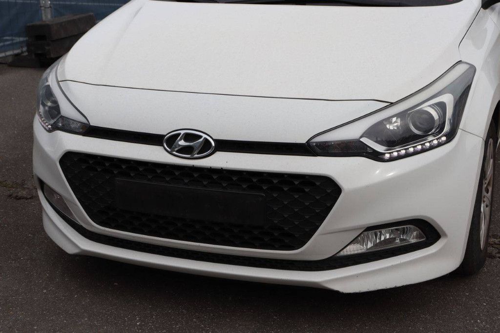 Hyundai I20 Petrol 84hp Passenger Car 2016 (Margin)