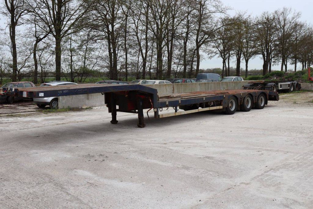 Halbtieflader Nooteboom OSD-48-03 2005