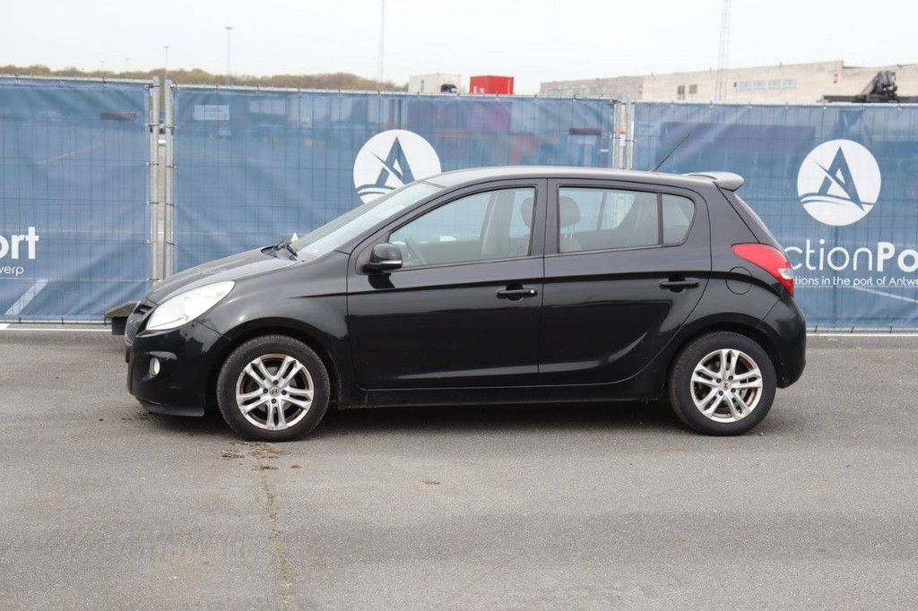 Passenger car Hyundai i20 Diesel 101hp 2011 (Margin)