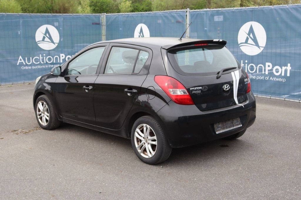 Passenger car Hyundai i20 Diesel 101hp 2011 (Margin)