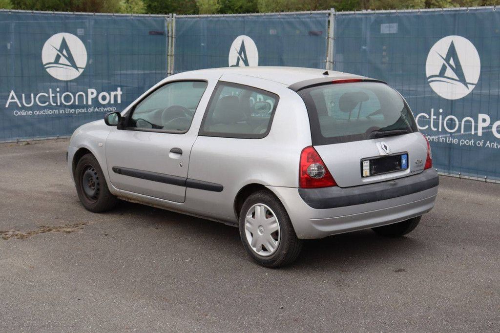 Passenger car Renault Clio Petrol 65hp 2007 (Margin)