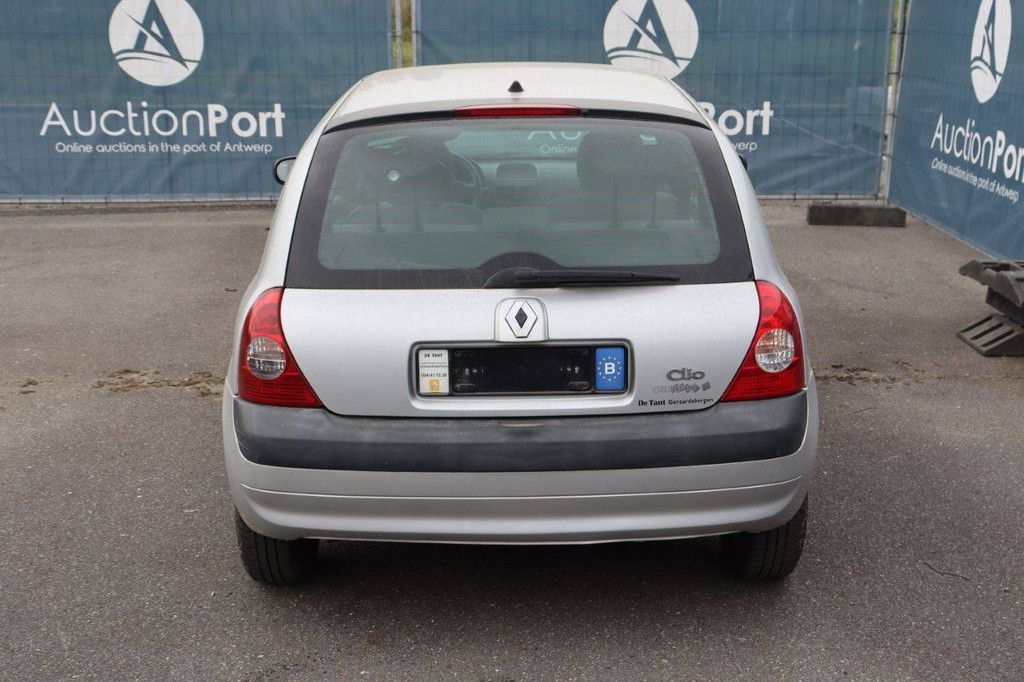 Passenger car Renault Clio Petrol 65hp 2007 (Margin)