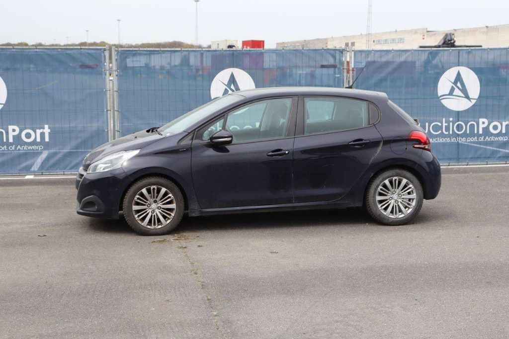 Pkw Peugeot 208 Benzin 82 PS 2019 (Marge)