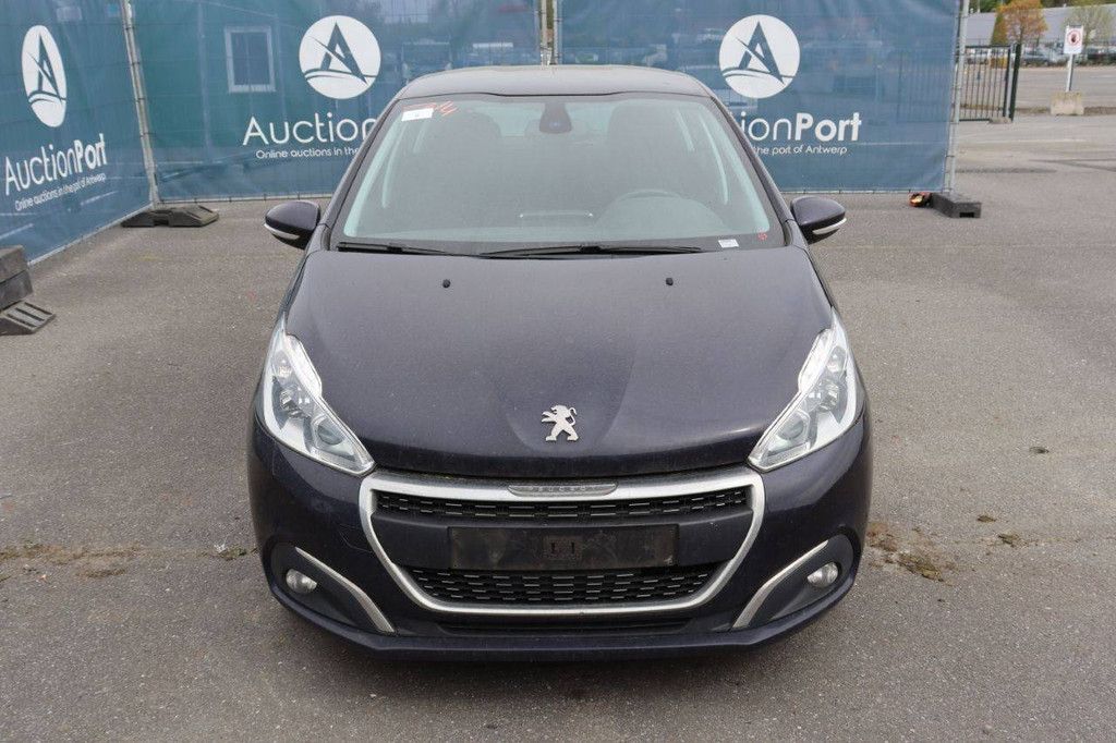 Pkw Peugeot 208 Benzin 82 PS 2019 (Marge)