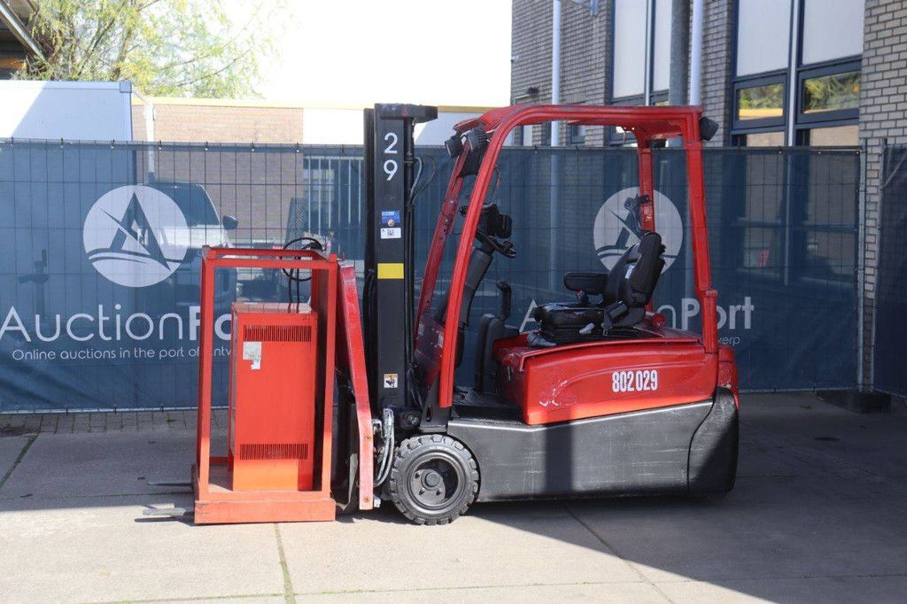 Hyster J2.0XNT Elektrogabelstapler 2000 kg 3,21 m 2011