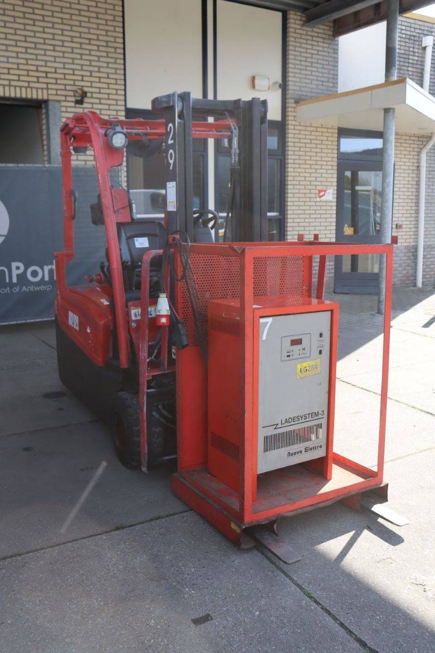 Hyster J2.0XNT Elektrogabelstapler 2000 kg 3,21 m 2011