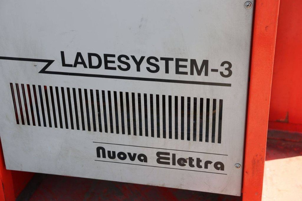 Hyster J2.0XNT Elektrogabelstapler 2000 kg 3,21 m 2011