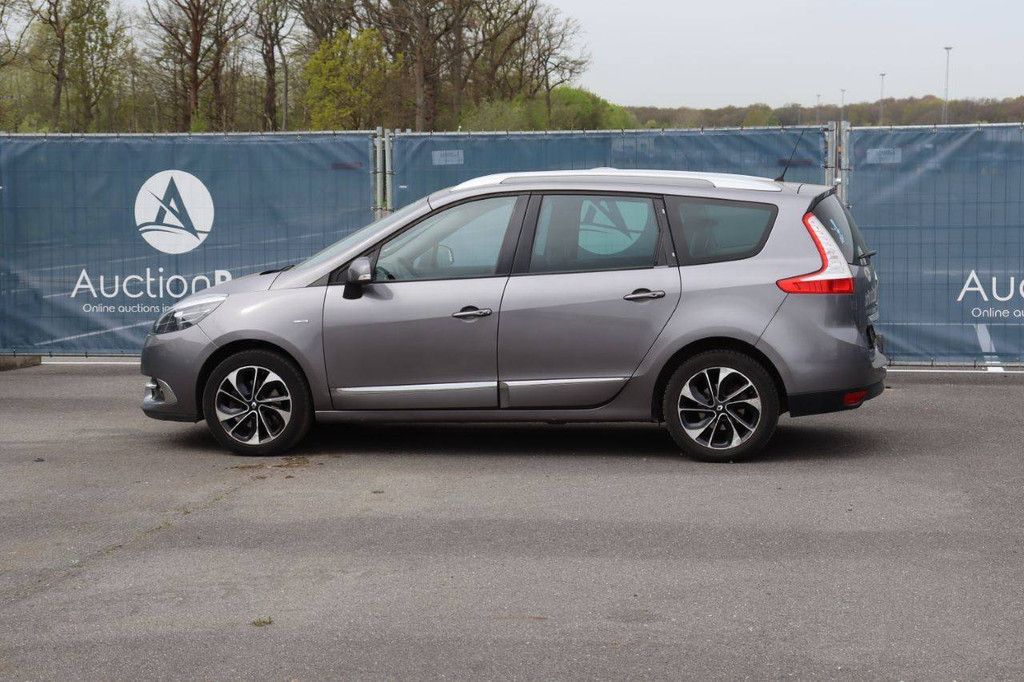Personenauto Renault Scenic Benzine 132pk 2016 (Marge)
