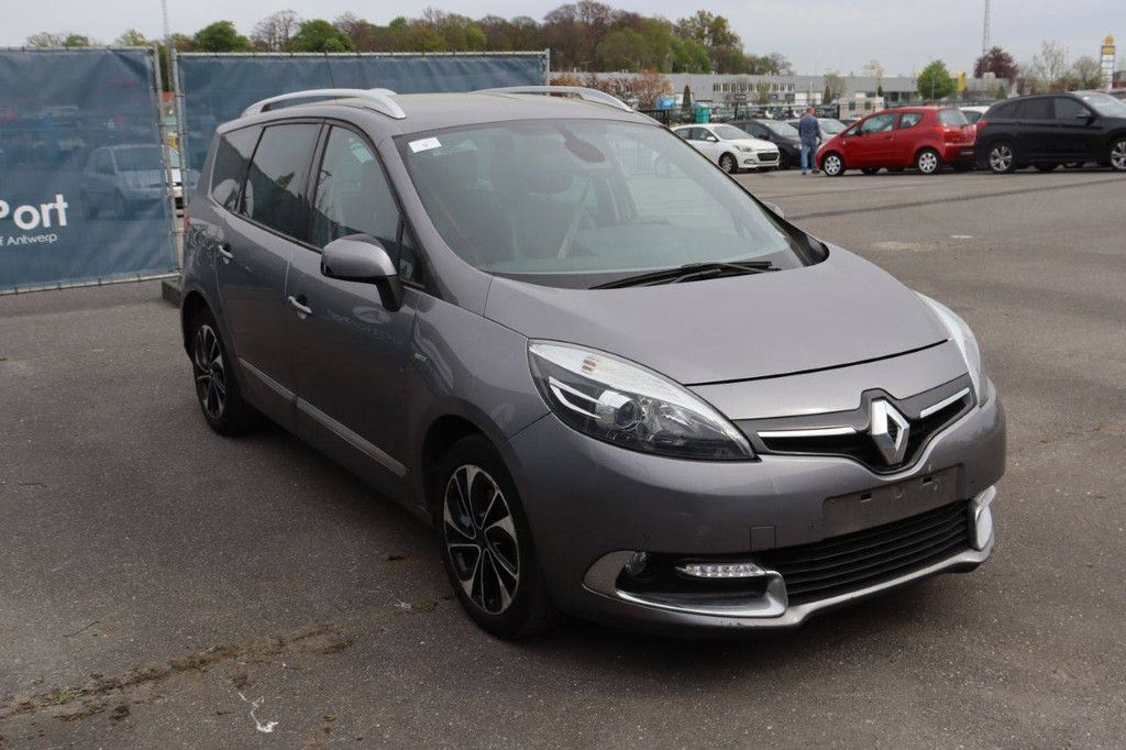 Personenauto Renault Scenic Benzine 132pk 2016 (Marge)