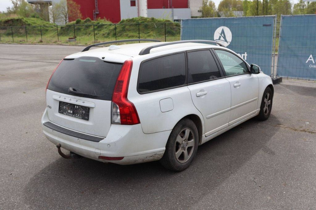 Passenger car Volvo V50 Diesel 110hp 2009 (Margin)