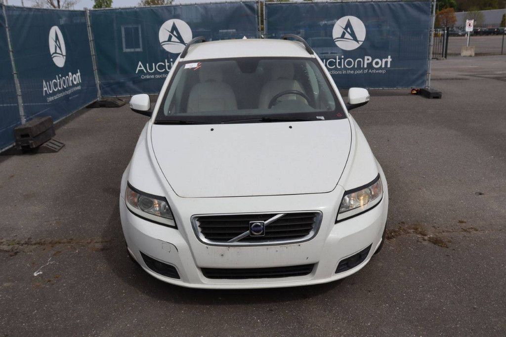 Passenger car Volvo V50 Diesel 110hp 2009 (Margin)