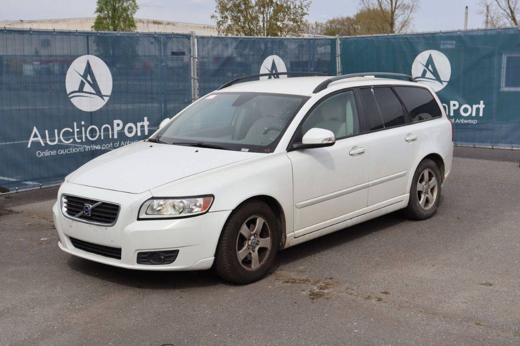 Passenger car Volvo V50 Diesel 110hp 2009 (Margin)