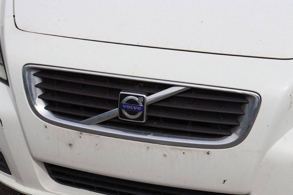 Passenger car Volvo V50 Diesel 110hp 2009 (Margin)