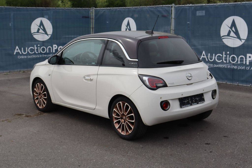 Pkw Opel Adam Benzin 70 PS 2016 (Margin)