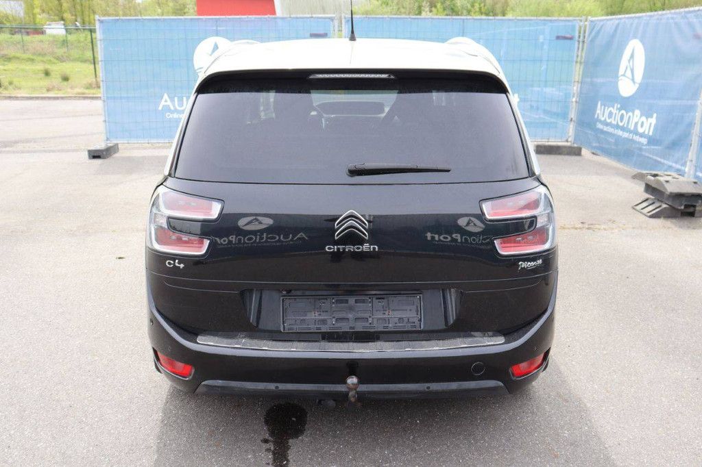 Pkw Citroën C4 Benzin 130 PS 2017 (Marge)