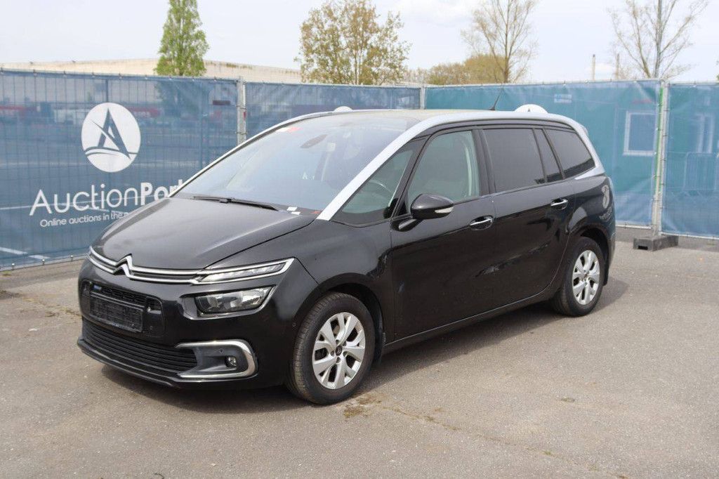 Pkw Citroën C4 Benzin 130 PS 2017 (Marge)