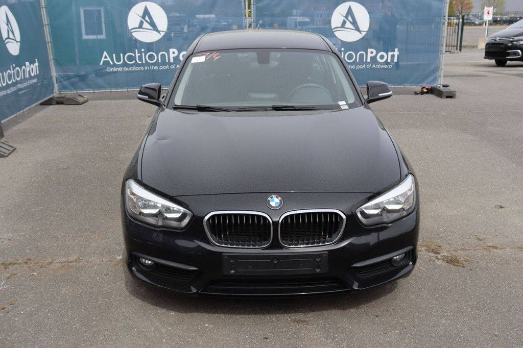 Pkw BMW 116i Benzin 109 PS 2016 (Margin)