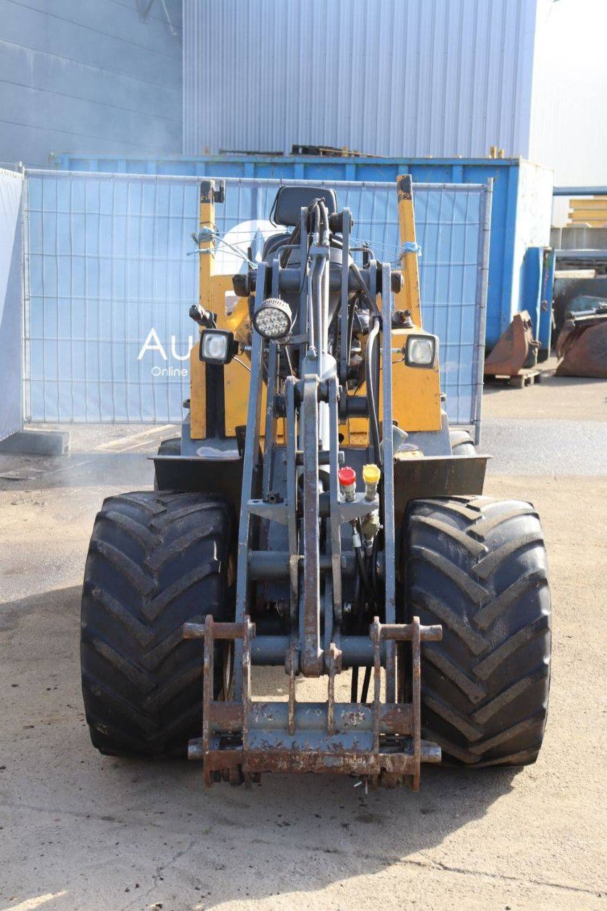 Kniklader Giant V451T Diesel 45pk 2005