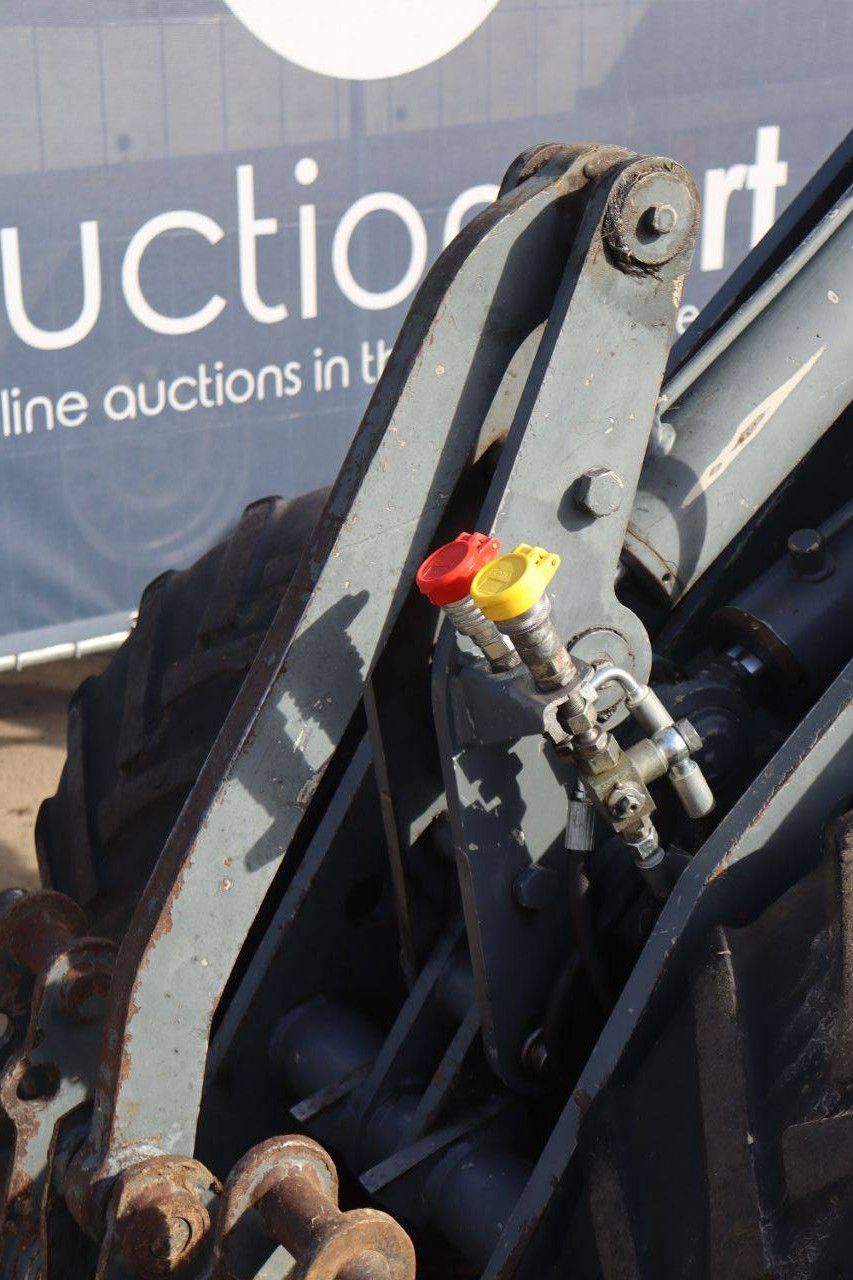 Kniklader Giant V451T Diesel 45pk 2005